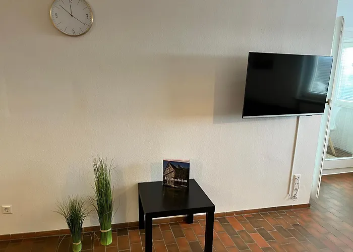 Premium Apartment 70Qm 2,5 Zimmer Kueche, Smart Tv, Garage, Wifi