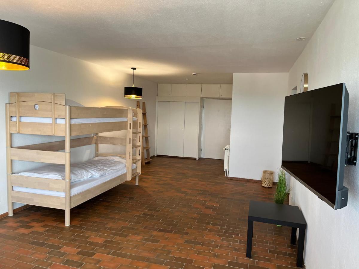 Premium 70qm 2,5 Kueche, Smart Tv, Garage, Wifi Apartment *
