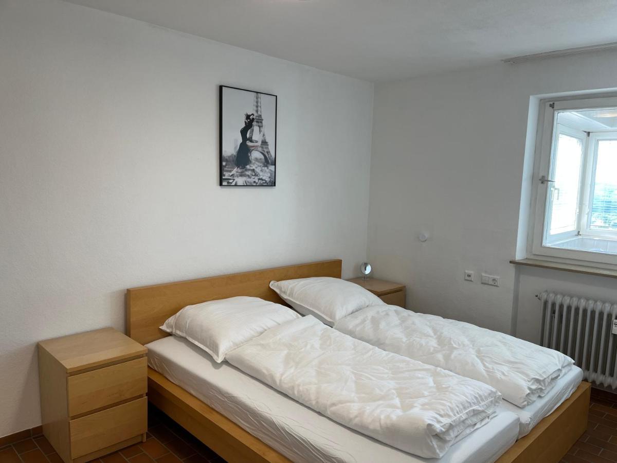 Premium 70qm 2,5 Kueche, Smart Tv, Garage, Wifi