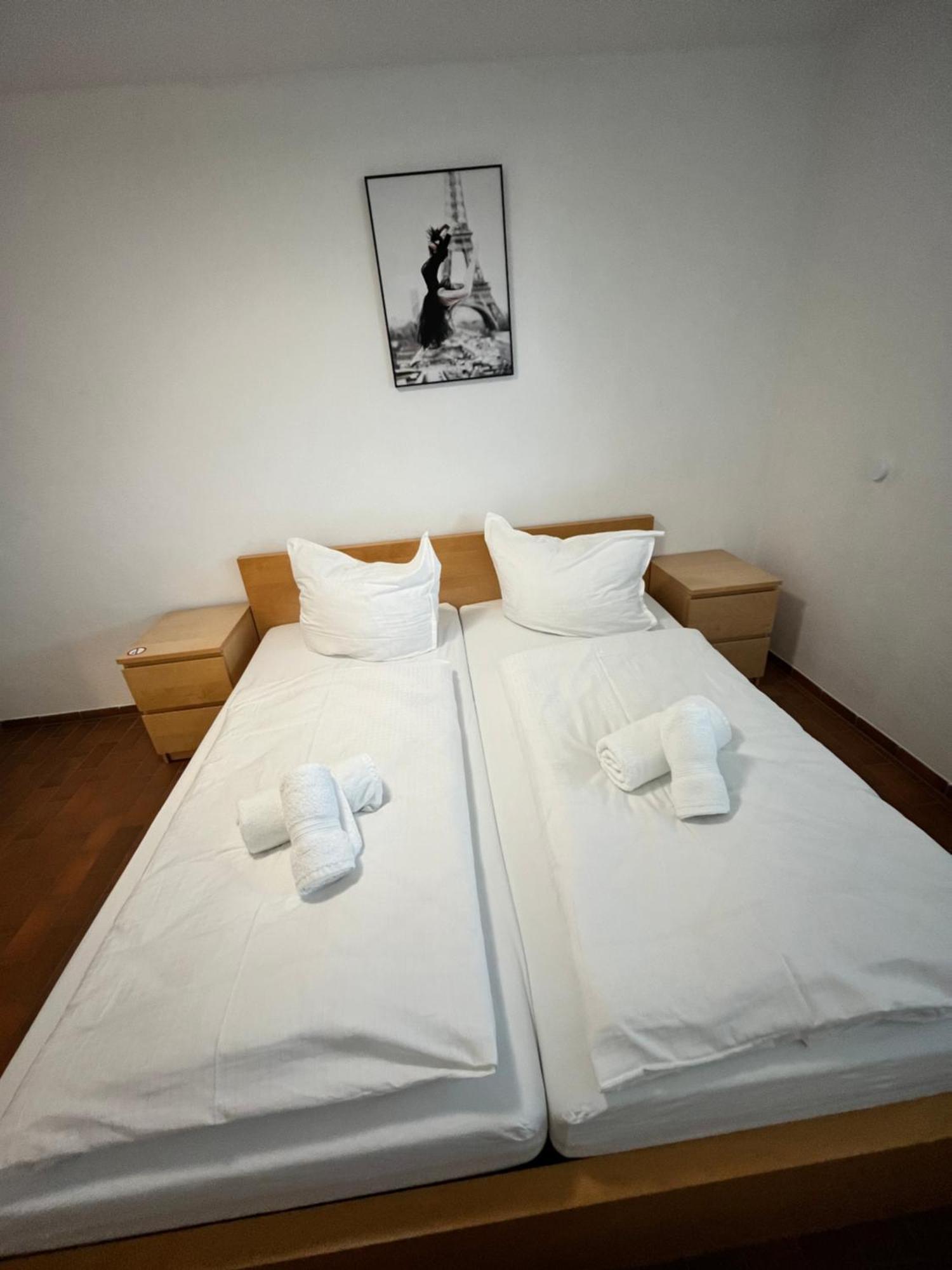 Apartment Premium 70qm 2,5 Kueche, Smart Tv, Garage, Wifi